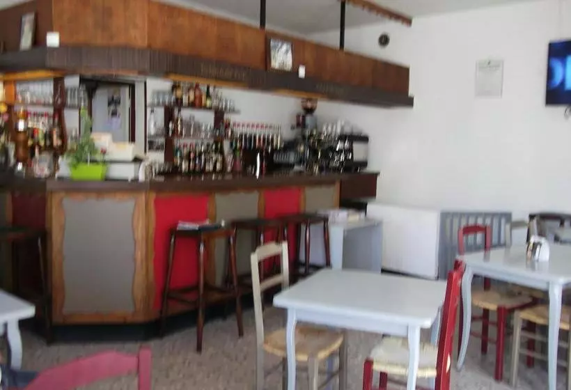 ホテル Auberge De Reine Margot