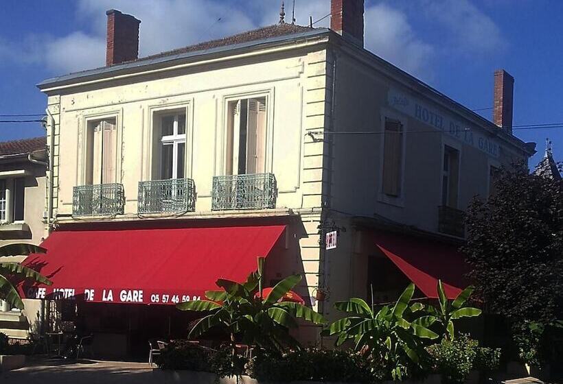 فندق Cafe De La Gare