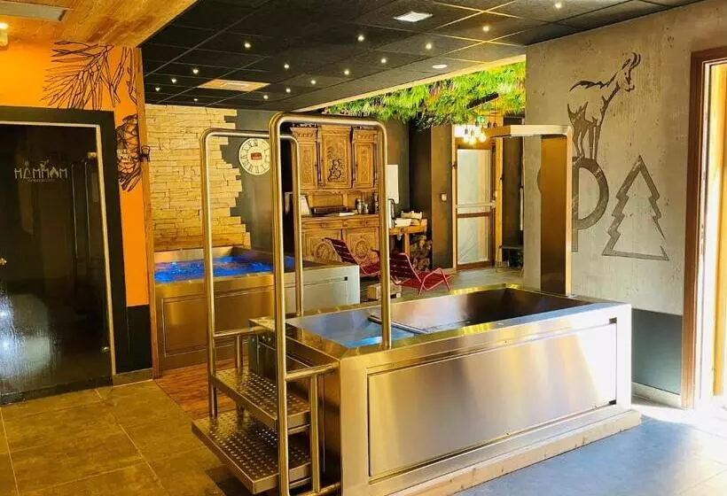 هتل Chamois Lodge