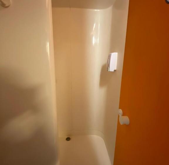 Hotel Class Eco Chambly