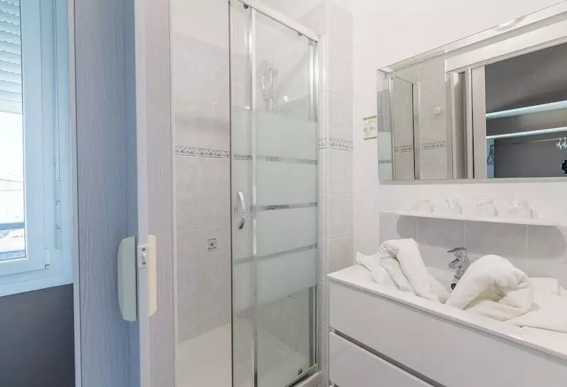 Hotel Crystal