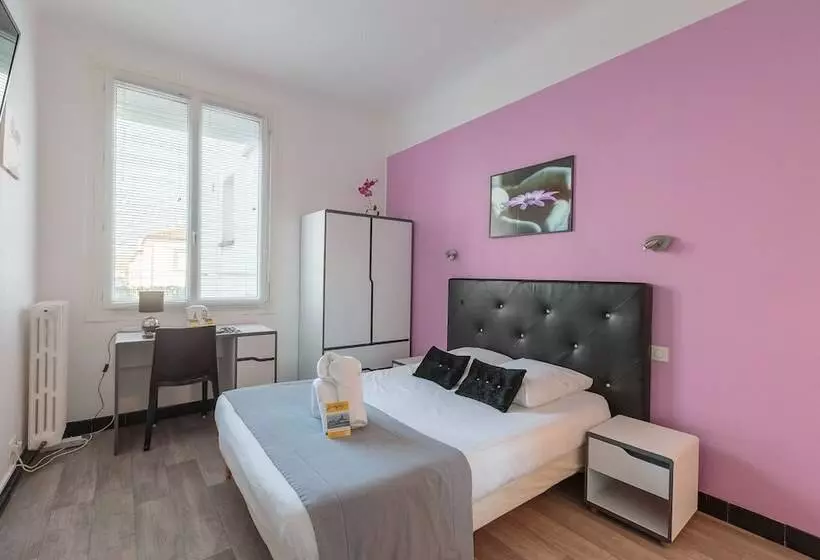 Hotel Crystal