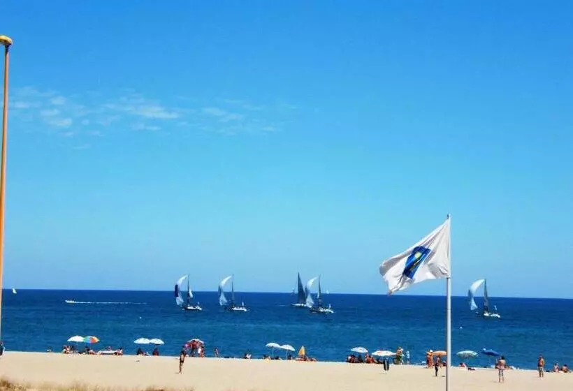 Hotelli De La Plage   Barcares