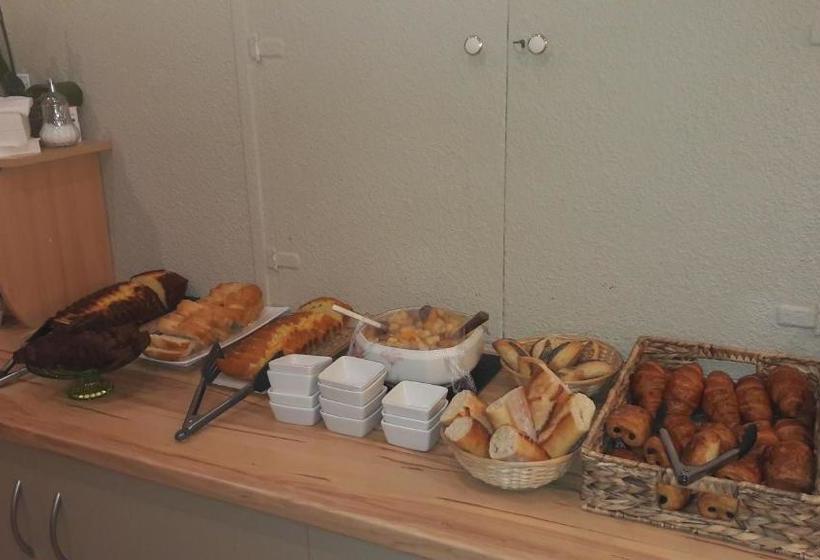 호텔 De La Plage   Barcares