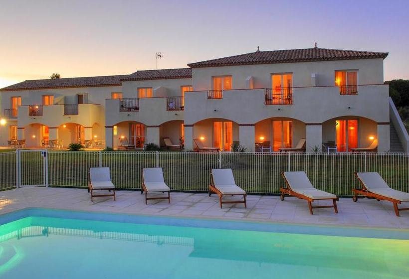 בית מלון כפרי De La Pyramide