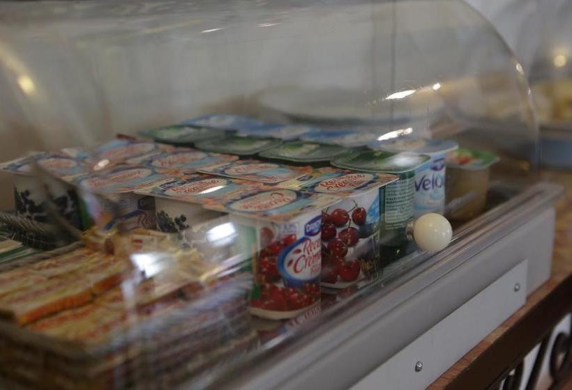 בית מלון כפרי De La Pyramide