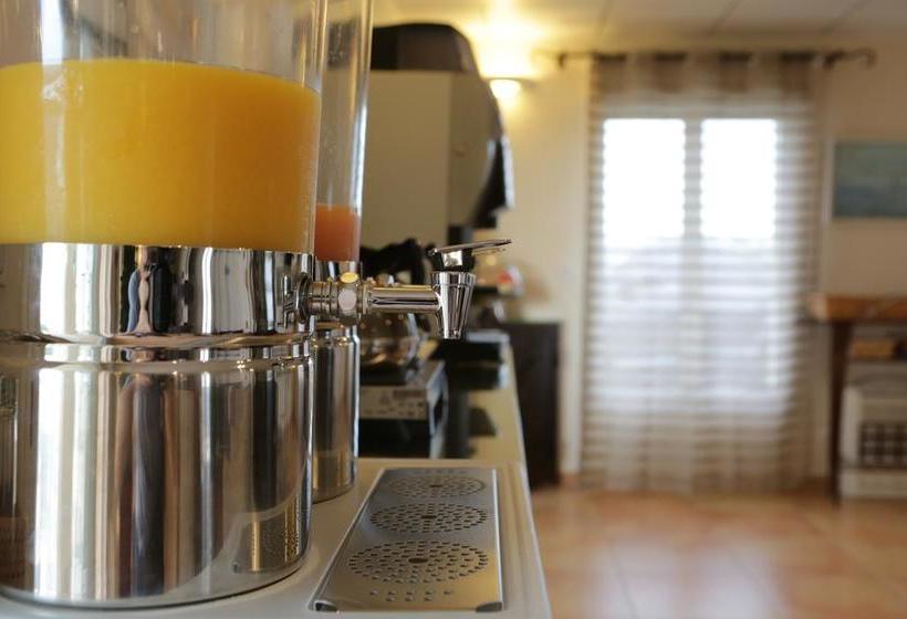 בית מלון כפרי De La Pyramide