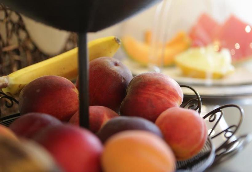 בית מלון כפרי De La Pyramide