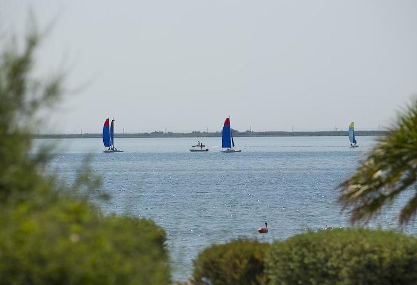 בית מלון כפרי De La Pyramide