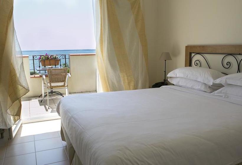 בית מלון כפרי De La Pyramide