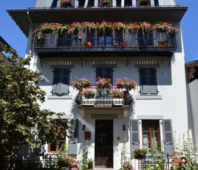 בית מלון כפרי Du Clocher