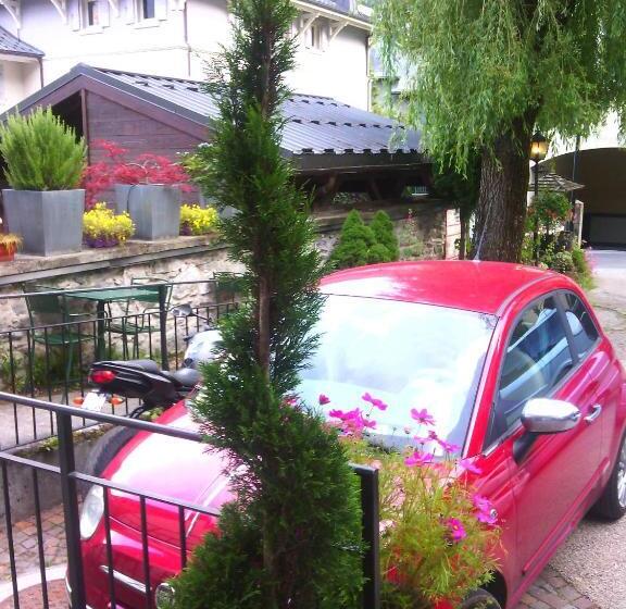 בית מלון כפרי Du Clocher