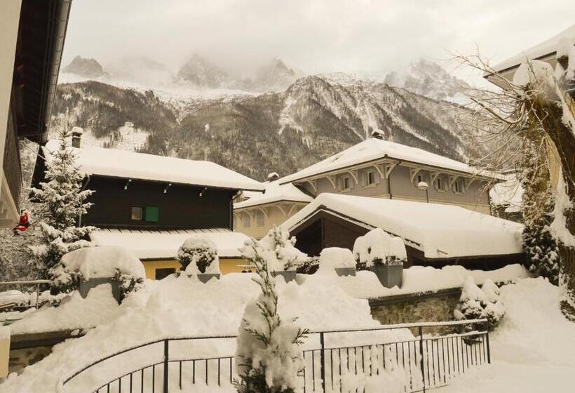 בית מלון כפרי Du Clocher