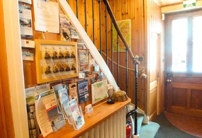 בית מלון כפרי Du Clocher