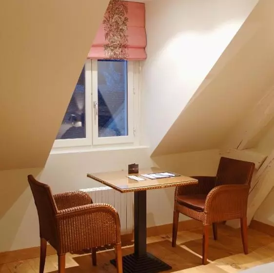 هتل Au Vieux Moulin