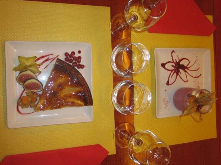 فندق Hôtel Café Du Palais