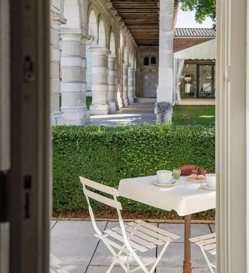 ホテル Hôtel Château La Chèze   Bordeaux Floirac