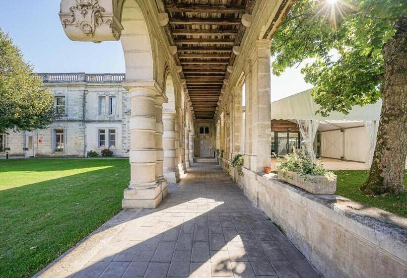 Отель Hôtel Château La Chèze Bordeaux Floirac