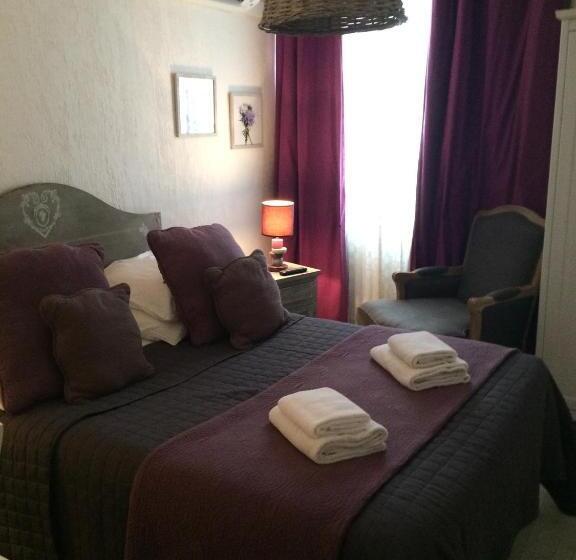 בית מלון כפרי Hôtel Restaurant Le Provençal