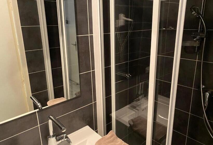 בית מלון כפרי Hôtel Restaurant Le Provençal