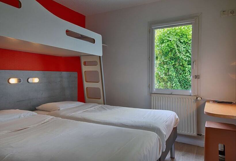 בית מלון כפרי Ibis Budget Redon