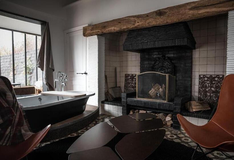 호텔 La Grenouillère