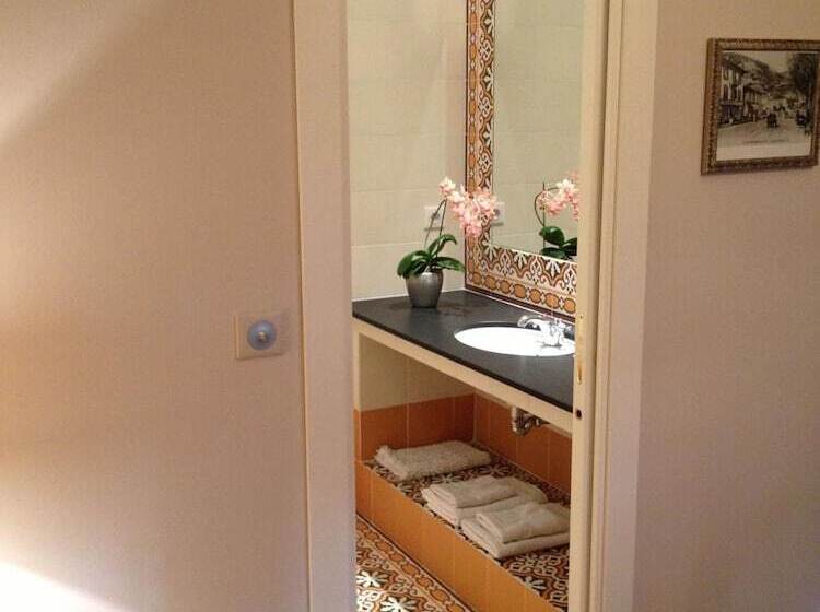 בית מלון כפרי La Regence