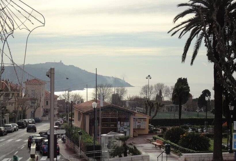 בית מלון כפרי La Regence