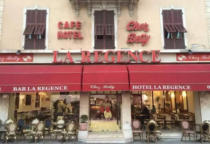 هتل La Regence