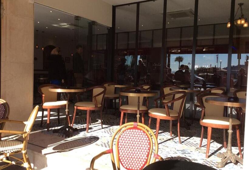 בית מלון כפרי La Regence