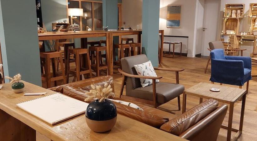 Отель Logis Le Castel Ac H