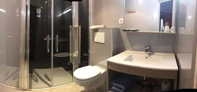 Hotelli L'edgar