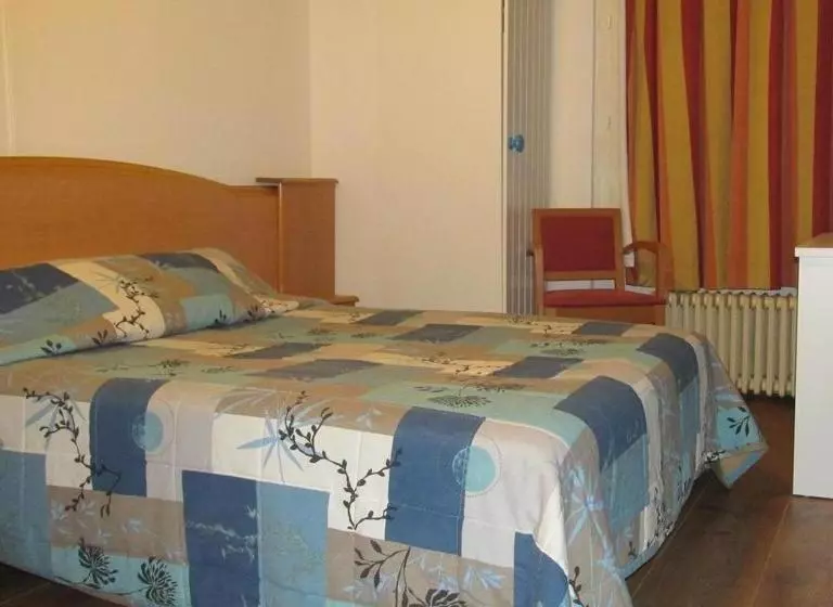 هتل Pictav Hôtel