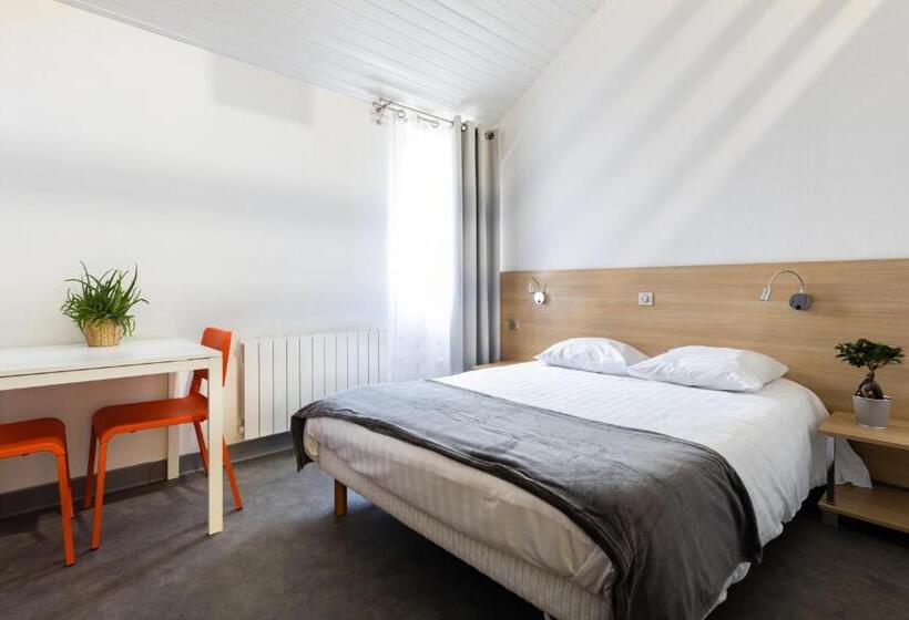 Отель Restaurant Espace Squash 3000