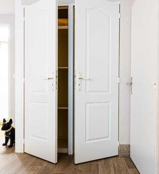 Отель Restaurant Espace Squash 3000