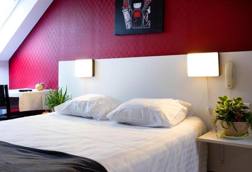 Отель Restaurant Espace Squash 3000