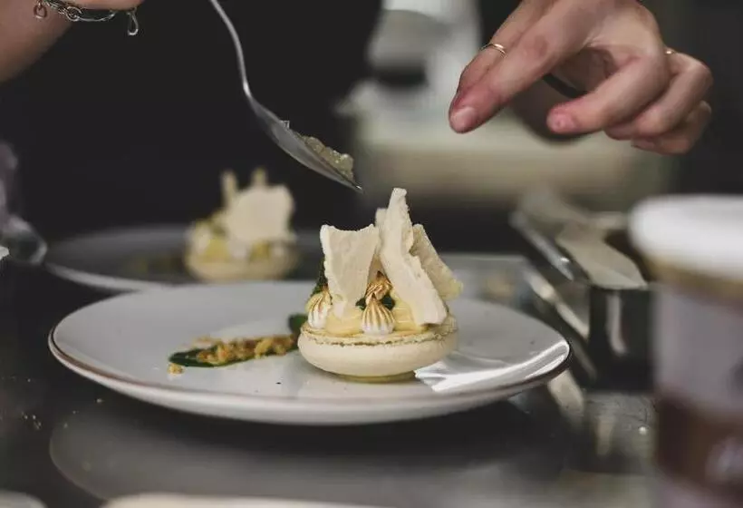 Hotelli Restaurant La Villa Arena
