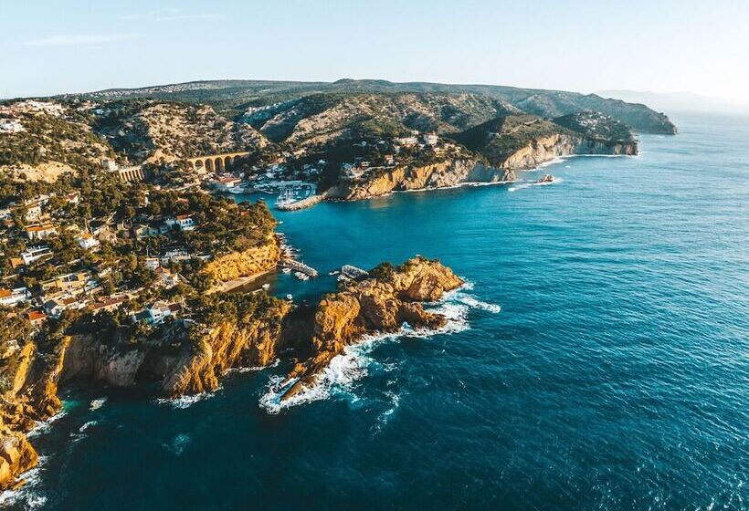 Отель Restaurant La Villa Arena