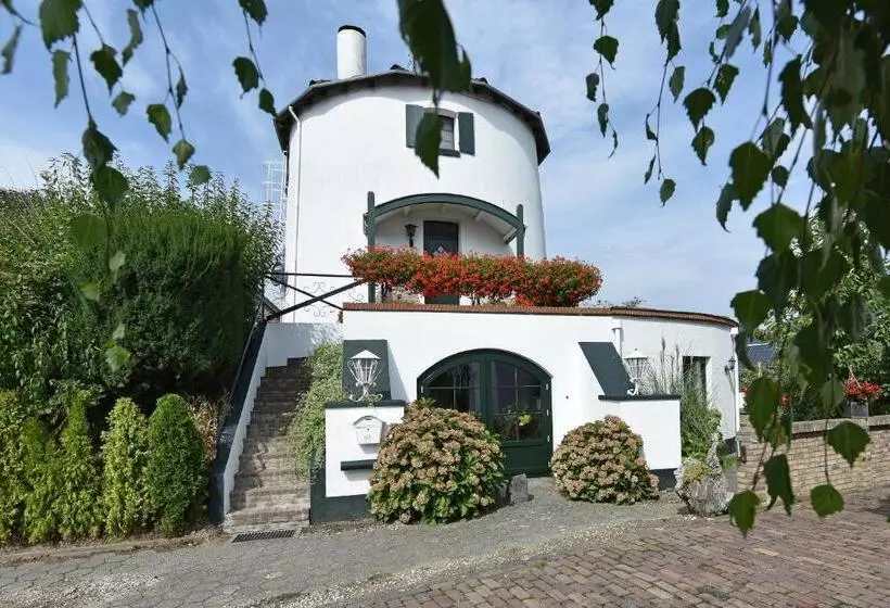 ベッドアンドブレックファースト De Witte Molen Kranenburg