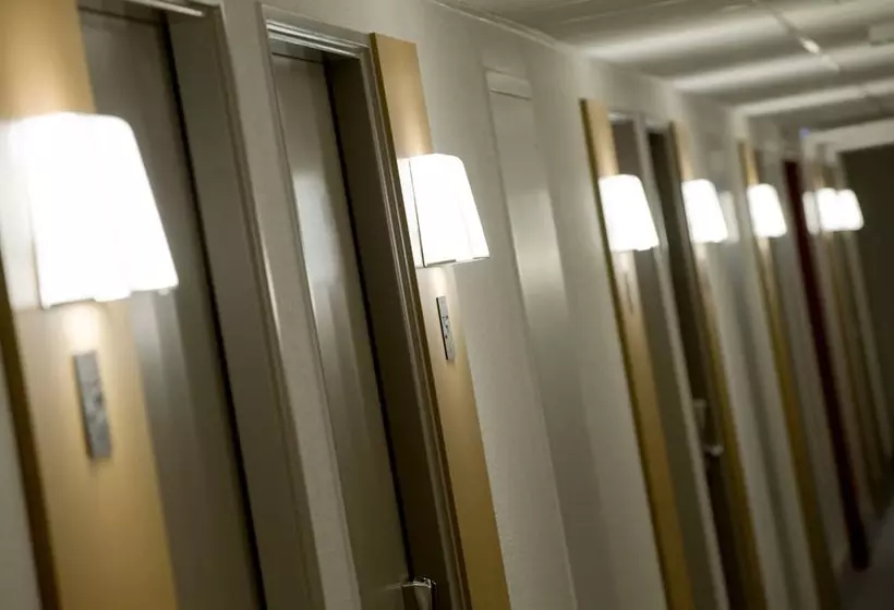B&b Hotel Lille Roubaix Campus Gare