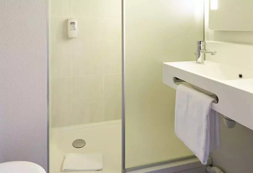 B&b Hotel Lille Roubaix Campus Gare
