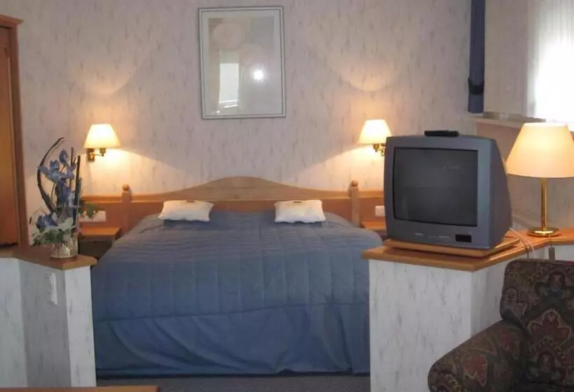 هتل Gasthof Rodachtal Mit Gästehaus Katharina