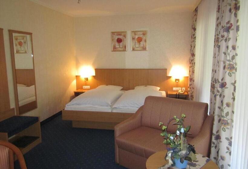 호텔 Gasthof Rodachtal Mit Gästehaus Katharina