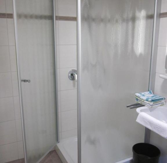 호텔 Gasthof Rodachtal Mit Gästehaus Katharina