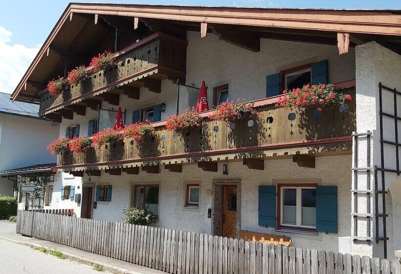 ホテル Gruenberger