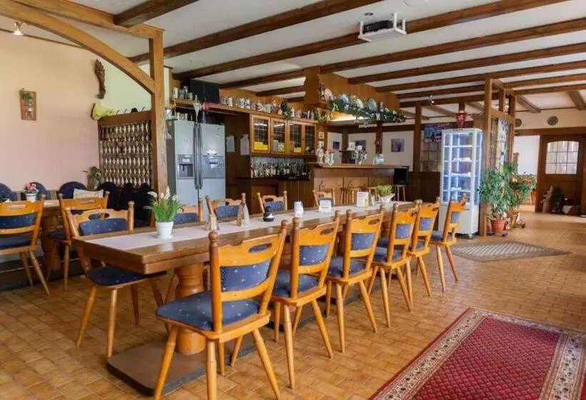 ホテル Haus Kanne