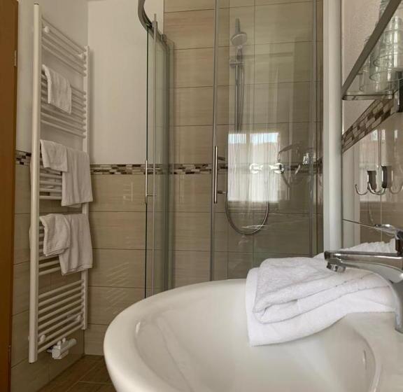 בית מלון כפרי Hocher