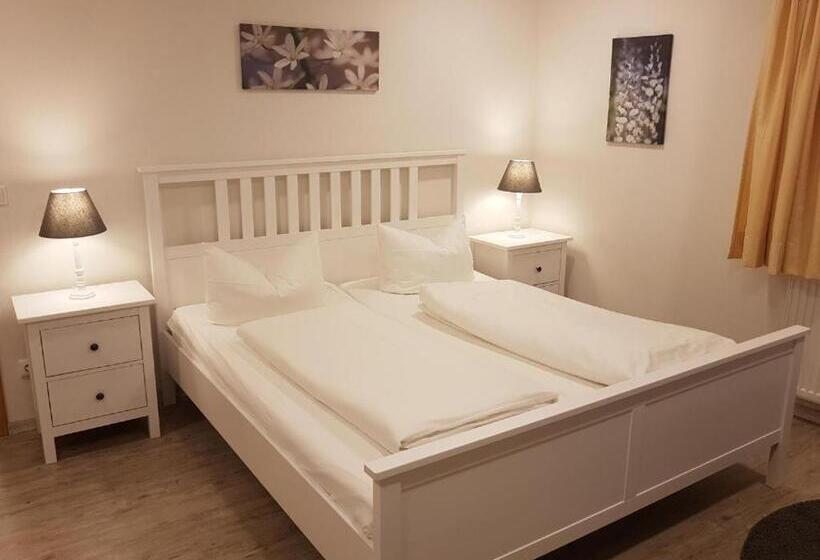 בית מלון כפרי Hocher