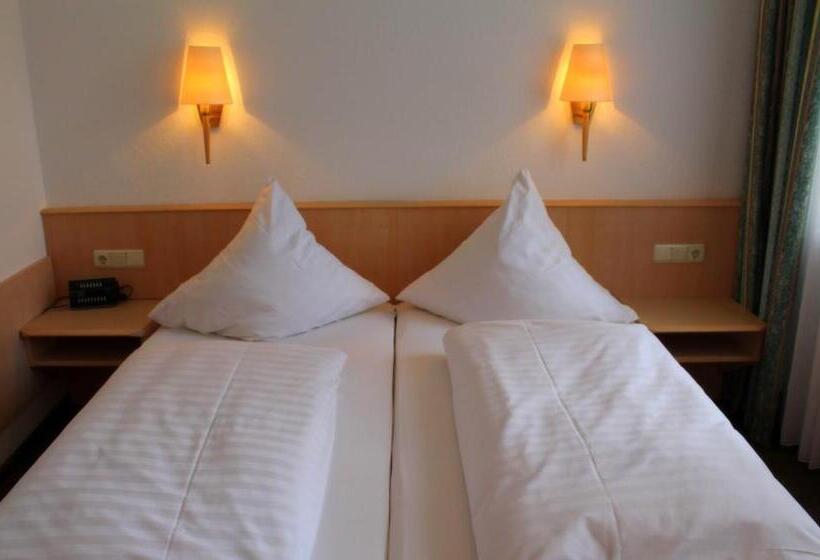 בית מלון כפרי Hocher