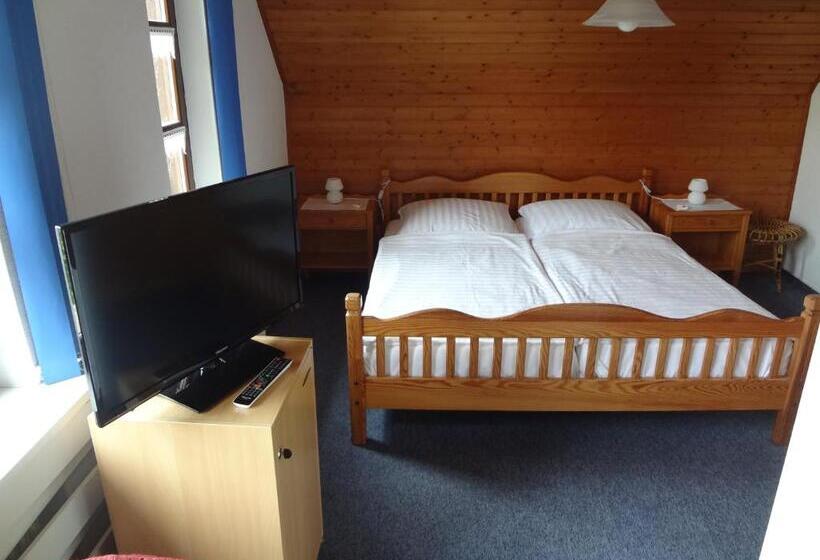 호텔 Pension Stöber